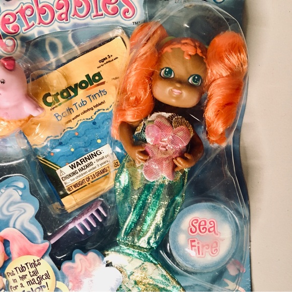 MERBABIES SEA FIRE Mermaid Doll Bathtub Tints RARE Vintage 2002 - Picture 2 of 7